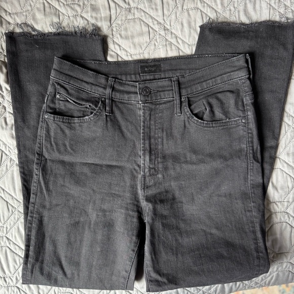 MOTHER Denim - MOTHER The Insider Crop Step Fray | Size 29